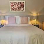 Pansiyon The Yoke And Self-catering Laois *